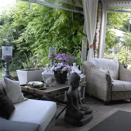Abracadabra Bed and Breakfast